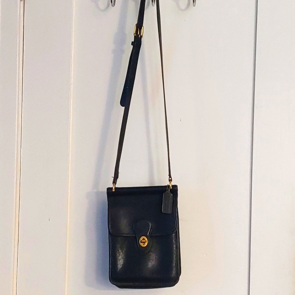 COACH CROSSBODY BAG